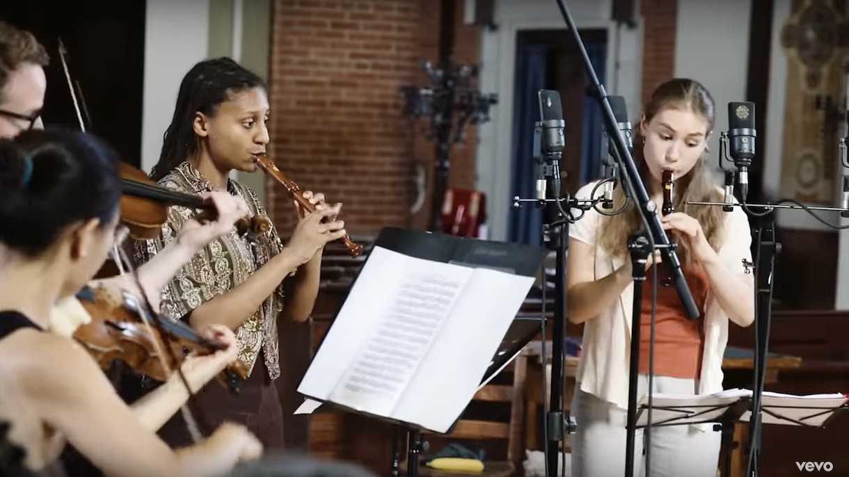 Charlotte playing recorder with Lucie Horsch in the BBC In Tune studio